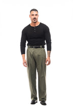 Pantalón Amplio con Pinzas · Classico