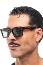 Gafas de Sol Cuadradas Carey · Roma