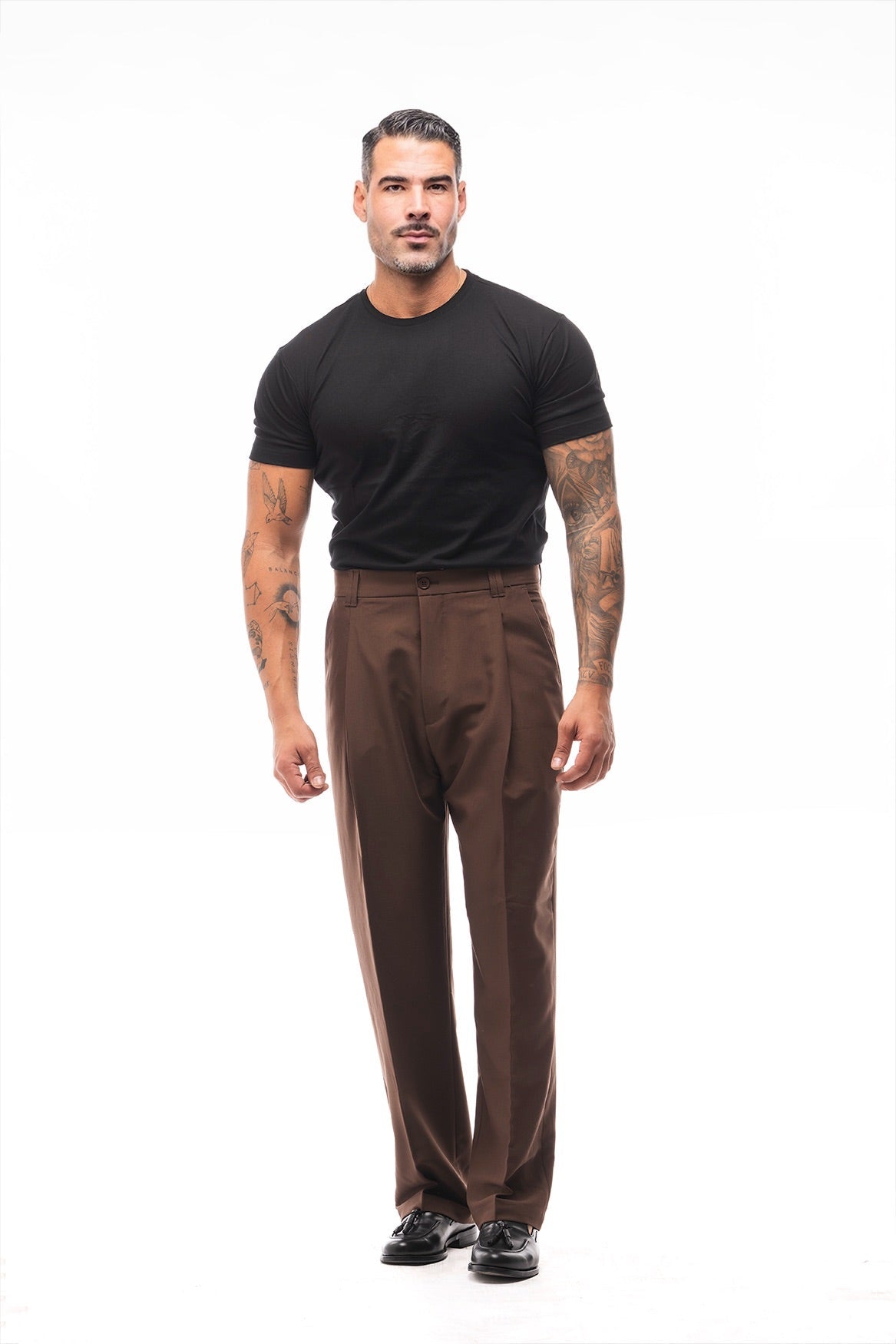 Pantalón Amplio con Pinzas · Classico