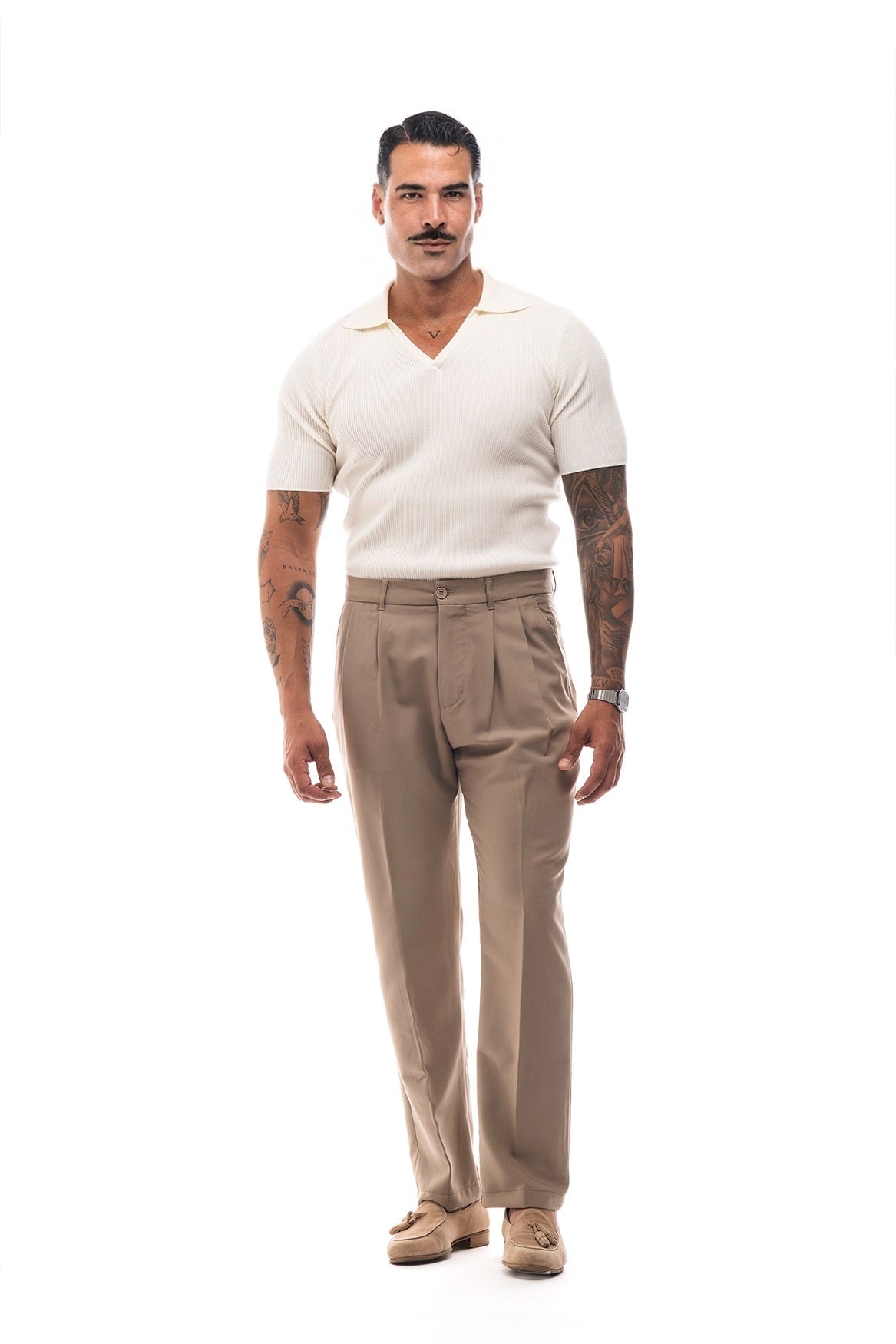 Pantalón Chino con Pinzas · Classico