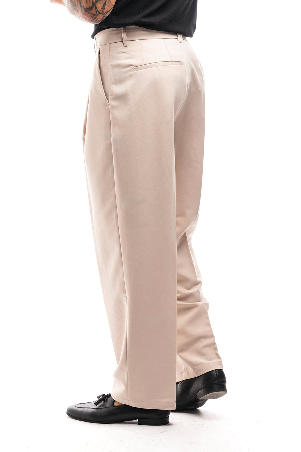 Pantalón Amplio con Pinzas · Classico