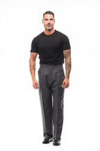 Pantalón Amplio con Pinzas · Classico