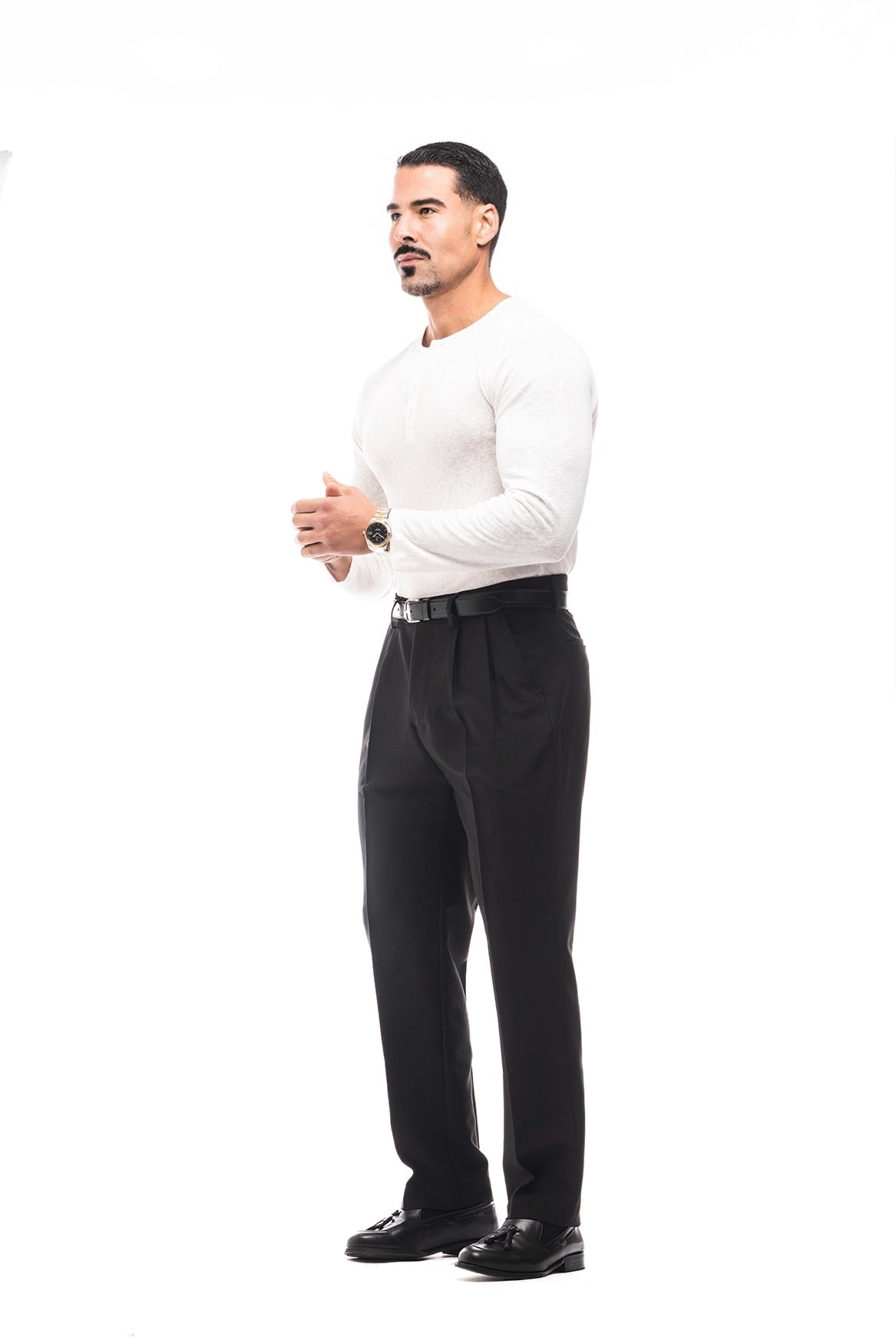 Pantalón Chino con Pinzas · Classico