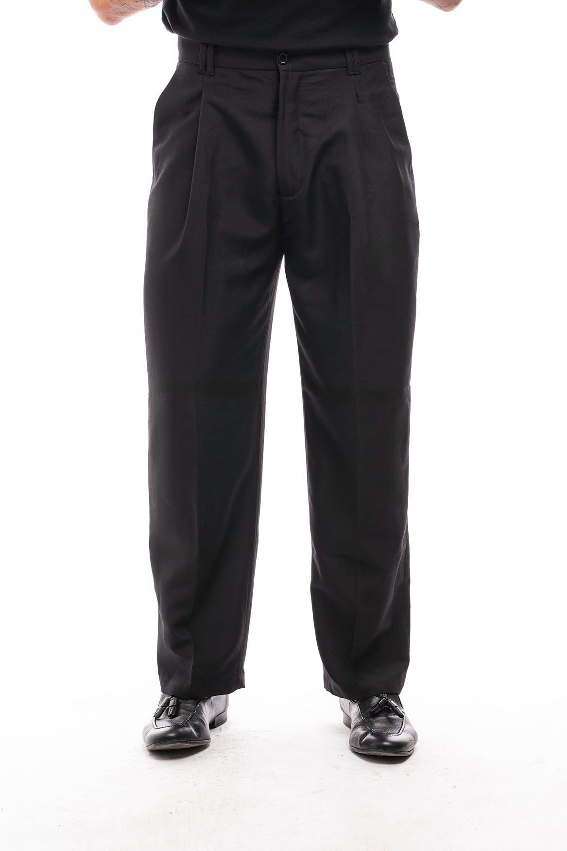 Pantalón Amplio con Pinzas · Classico