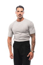 Camiseta Básica Slim · Essenziale