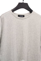 Camiseta Básica Slim · Essenziale