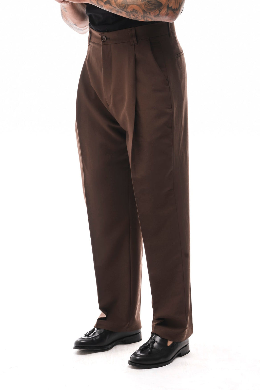 Pantalón Amplio con Pinzas · Classico