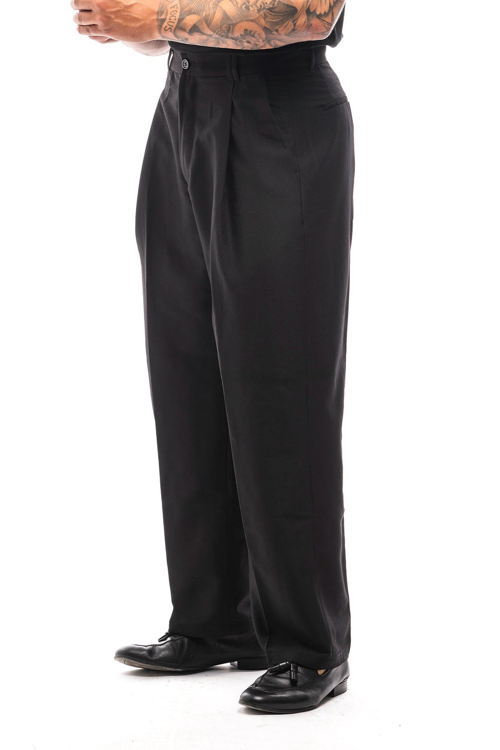 Pantalón Amplio con Pinzas · Classico