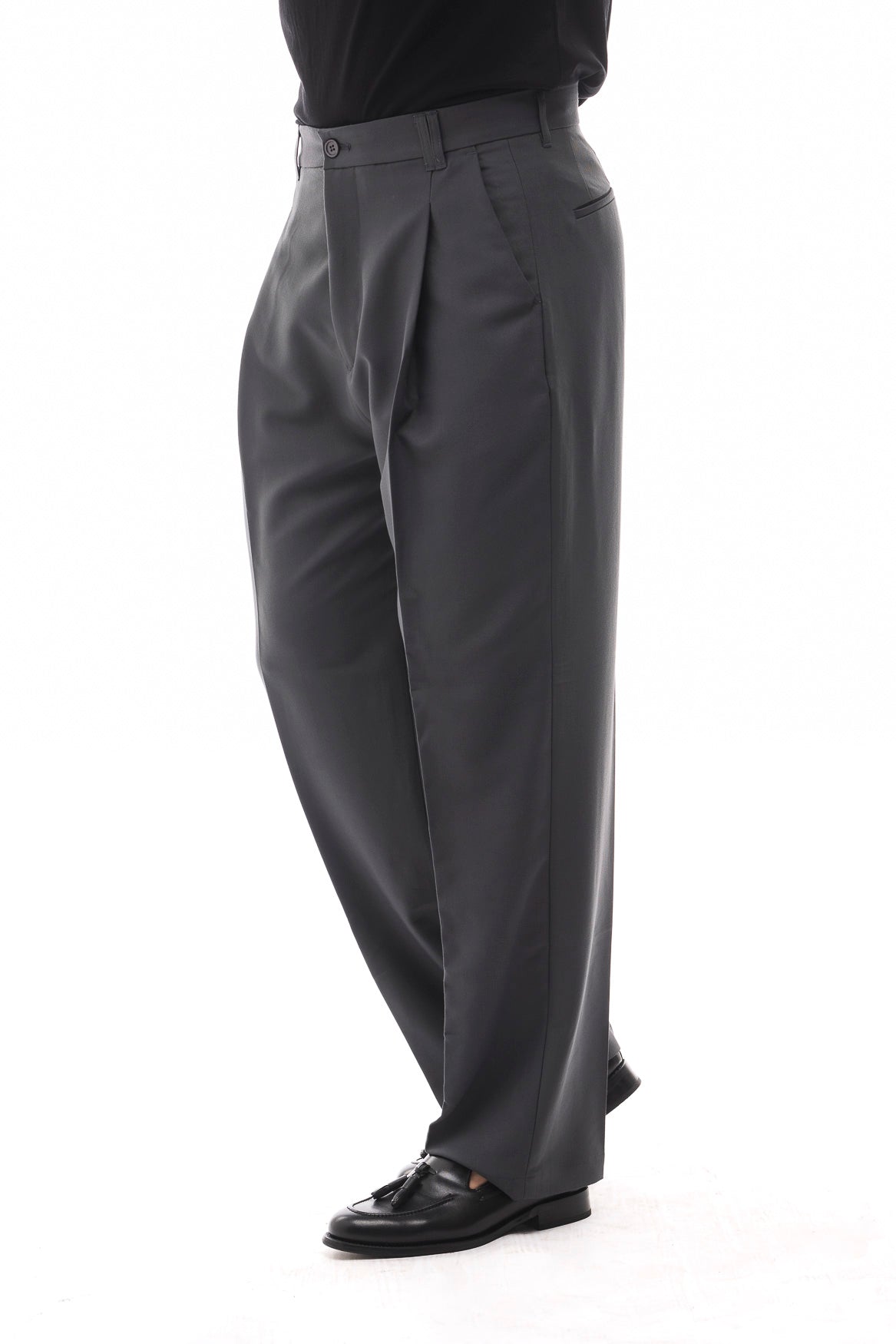 Pantalón Amplio con Pinzas · Classico