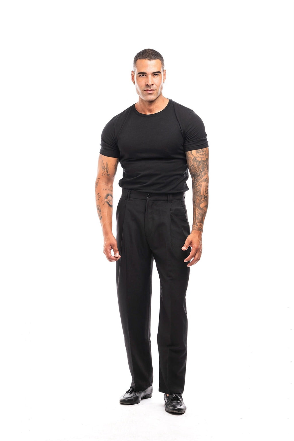 Pantalón Amplio con Pinzas · Classico