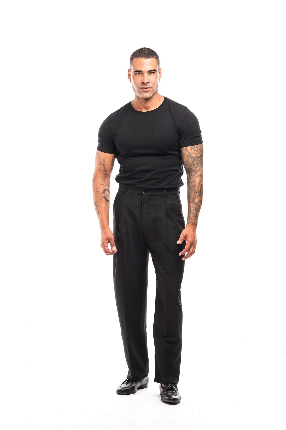 Pantalón Amplio con Pinzas · Classico