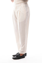Pantalón Amplio con Pinzas · Classico