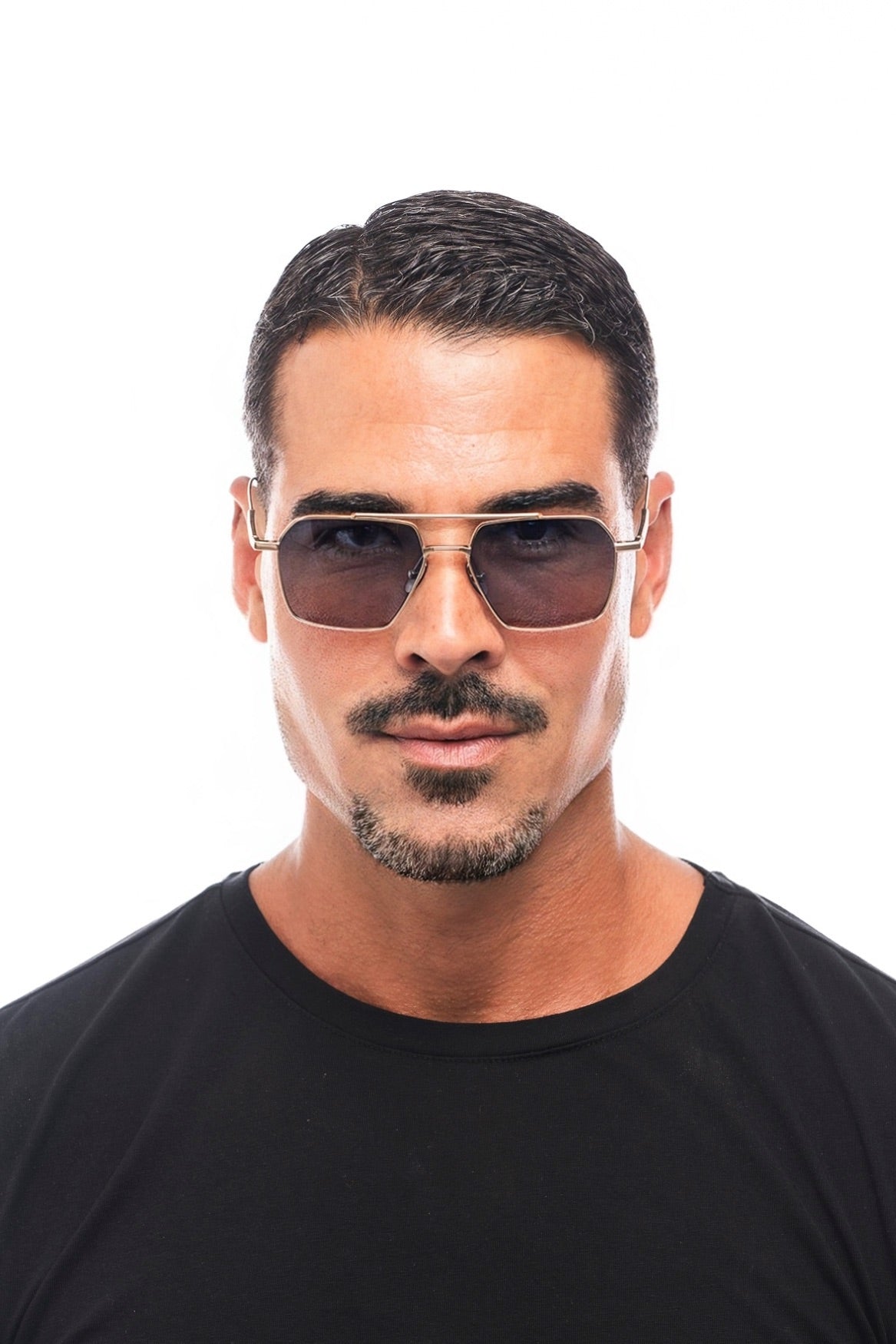 Gafas de Sol de Titanio Dorado · Riviera