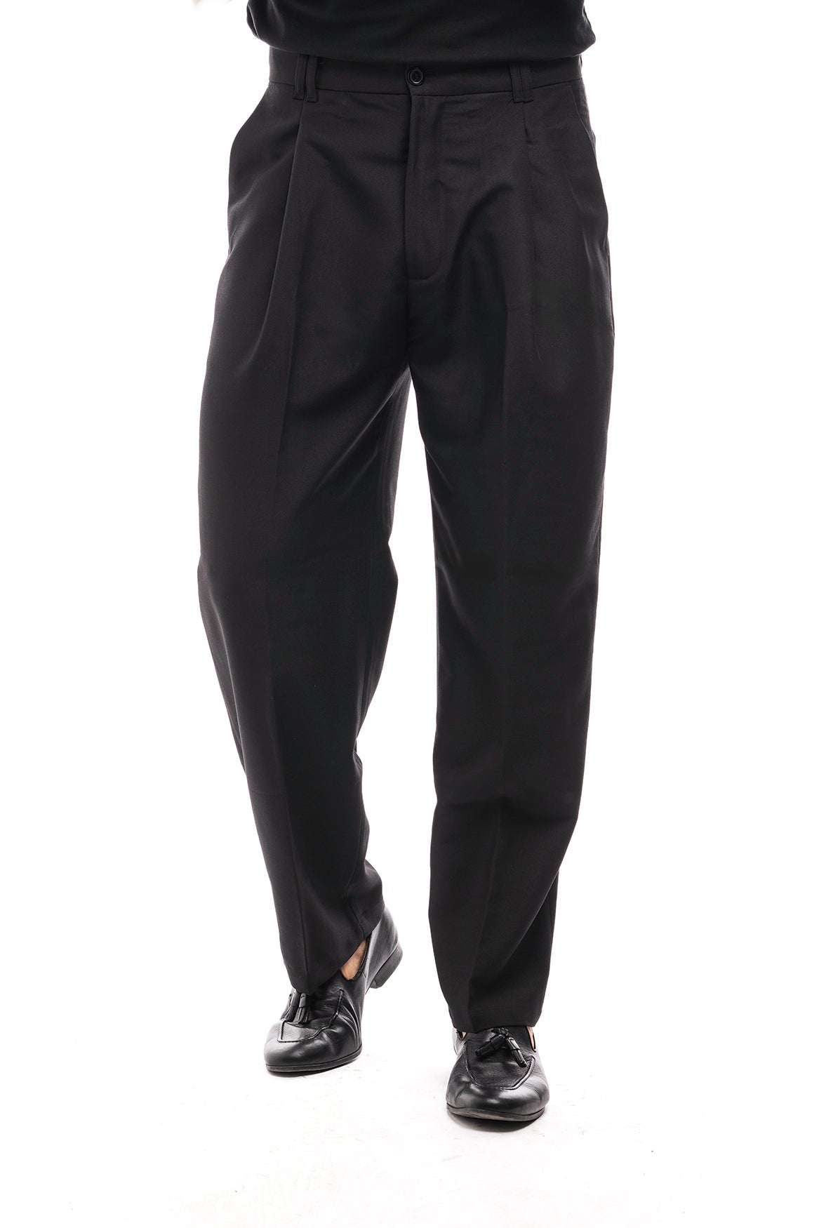 Pantalón Amplio con Pinzas · Classico