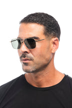 Gafas de Sol de Titanio Dorado · Riviera