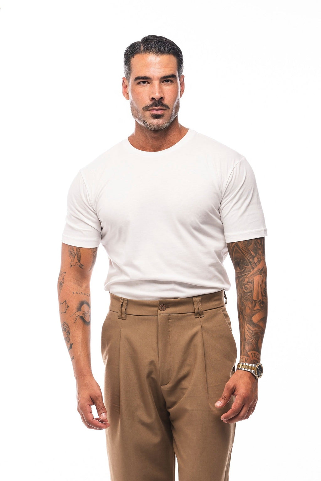 Pack 2 Camisetas Básicas Blancas · Essenziale