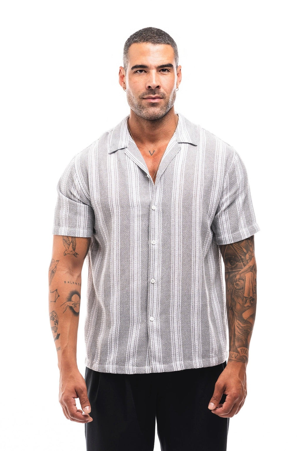 Camisa de Rayas Gris · Righe
