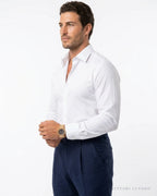 Camisa de vestir slim Classico blanca VITTORI LUVANO, perfil de tres cuartos